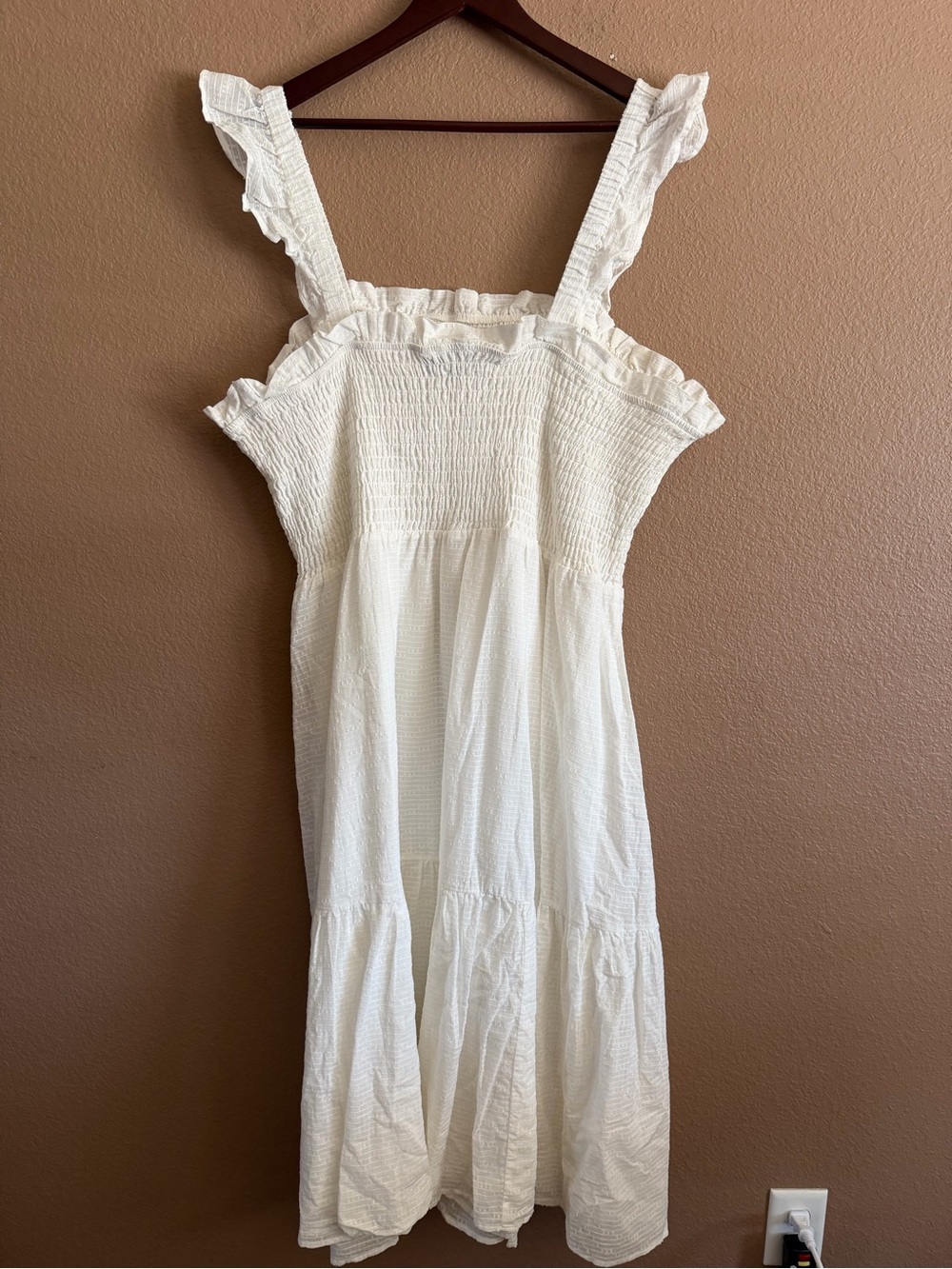 Eloquii White Smocked Dress with Ruffled Trim Size 26/28 NWT - Picture 8 of 12
